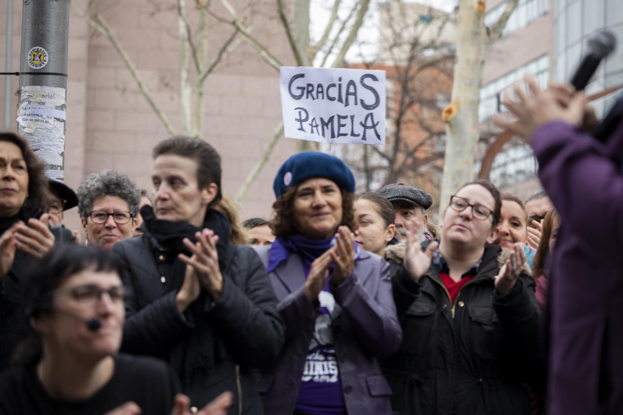 Pamela Palenciano - 4